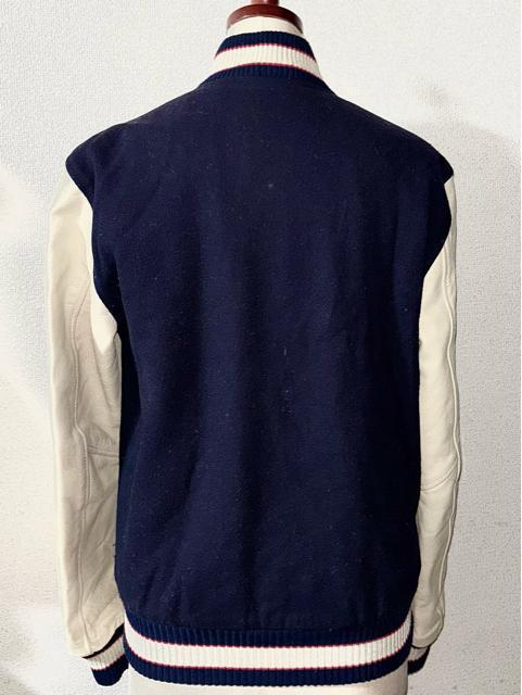 FRANLIN MARSHALL フランクリンマーシャル 3.5万円程 レザー 革 袖 スタジャン イタリアITALY海外ブランド < 男性ファッション FRANLIN MARSHALL フランクリンマーシャル 3.5万円程 レザー 革 袖 スタジャン イタリアITALY海外ブランド < 男性ファッションの