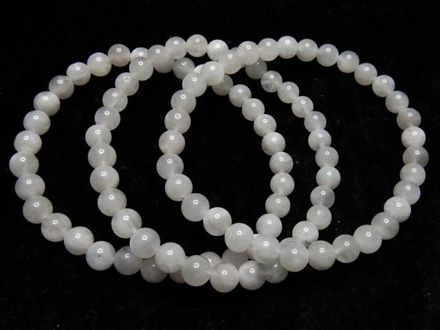 ムーンストーンブレスレット5mm強天然石6月誕生石恋人の石 < 女性アクセサリー/時計  ムーンストーンブレスレット5mm強天然石6月誕生石恋人の石 < 女性アクセサリー/時計の