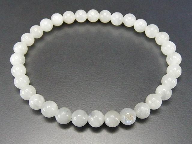 ムーンストーンブレスレット5mm強天然石6月誕生石恋人の石 < 女性アクセサリー/時計  ムーンストーンブレスレット5mm強天然石6月誕生石恋人の石 < 女性アクセサリー/時計の