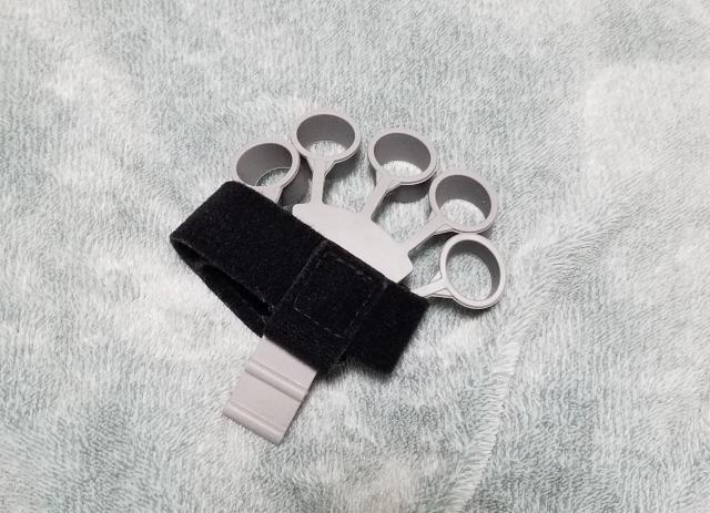 美品 筋力 ライトハンドアワーグッズ 右手用 used  握力 < レジャー/スポーツ  美品 筋力 ライトハンドアワーグッズ 右手用 used  握力  < レジャー/スポーツの