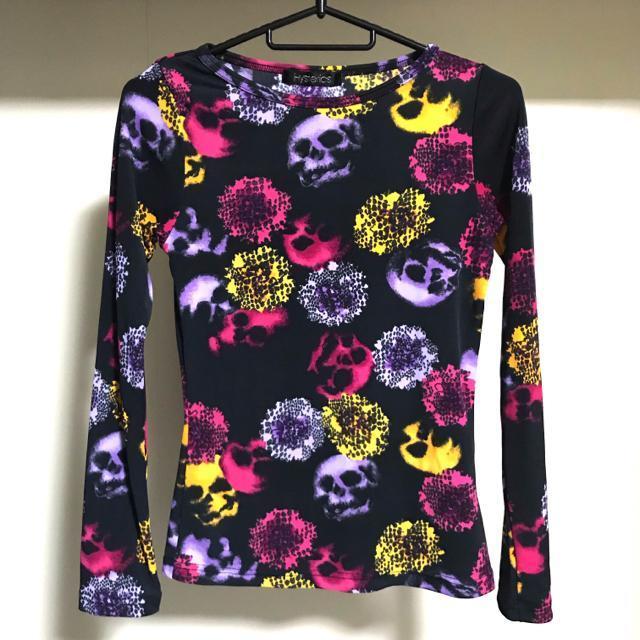 【送料込】hysterics スカル 総柄 カットソー Y2K 00s ダークコア PUNK ROCK DIRENGRAY 京 < ブランド  【送料込】hysterics スカル 総柄 カットソー Y2K 00s ダークコア PUNK ROCK DIRENGRAY 京  < ブランドの
