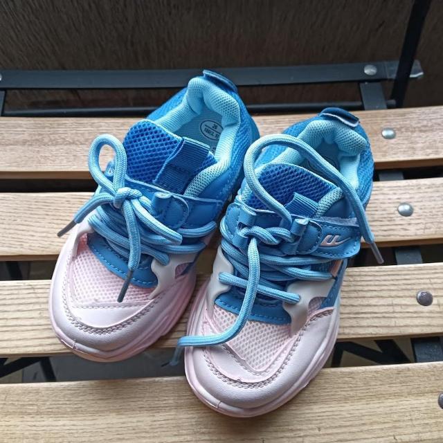 新品 18cm スニーカー ブルー 子供靴 キッズ 靴 シューズ かわいい < キッズ/ベビー  新品 18cm スニーカー ブルー 子供靴 キッズ 靴 シューズ かわいい  < キッズ/ベビーの