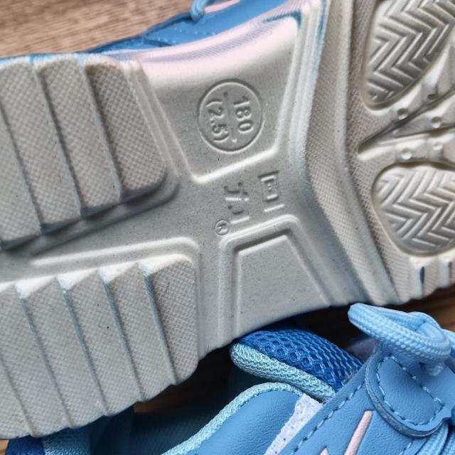 新品 18cm スニーカー ブルー 子供靴 キッズ 靴 シューズ かわいい < キッズ/ベビー  新品 18cm スニーカー ブルー 子供靴 キッズ 靴 シューズ かわいい < キッズ/ベビーの