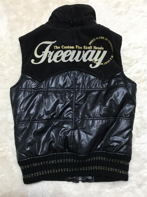 ダウンベスト  Mサイズ < 女性ファッション  ダウンベスト  Mサイズ  < 女性ファッションの