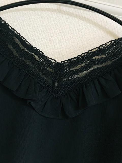 新品薄手Vレースフリフリ袖フレアチュニックトップス < 女性ファッション  新品薄手Vレースフリフリ袖フレアチュニックトップス < 女性ファッションの