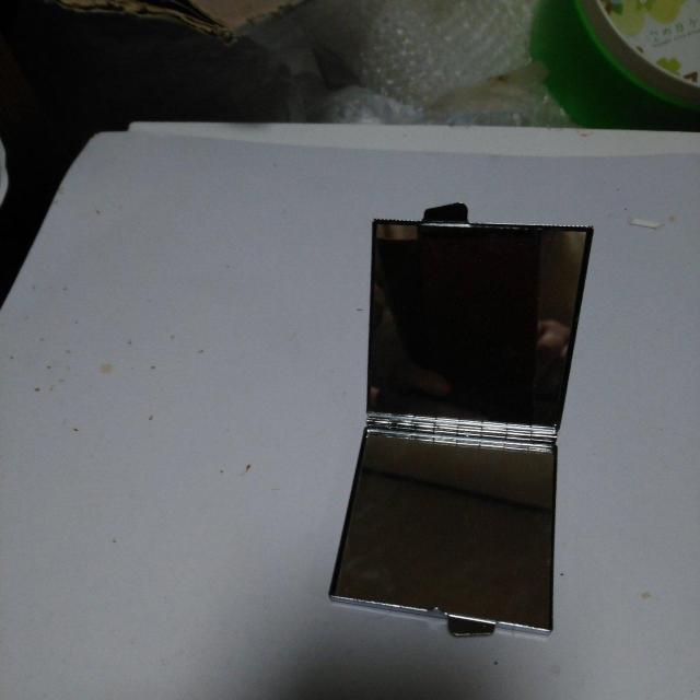 ☆パク_ヨンハ☆写真入り□型コンパクトミラー.携帯ストラップキ−ホルダー < タレントグッズ  ☆パク_ヨンハ☆写真入り□型コンパクトミラー.携帯ストラップキ−ホルダー < タレントグッズの