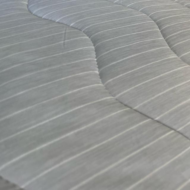 強冷感ボリューム敷きパッド☆シングルサイズ☆Q-max値0.4以上☆裏メッシュ < インテリア/ライフ 強冷感ボリューム敷きパッド☆シングルサイズ☆Q-max値0.4以上☆裏メッシュ < インテリア/ライフの