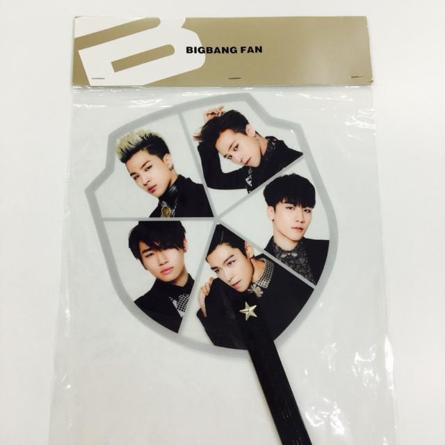 BIGBANG うちわ 未開封 < タレントグッズ  BIGBANG うちわ 未開封  < タレントグッズの