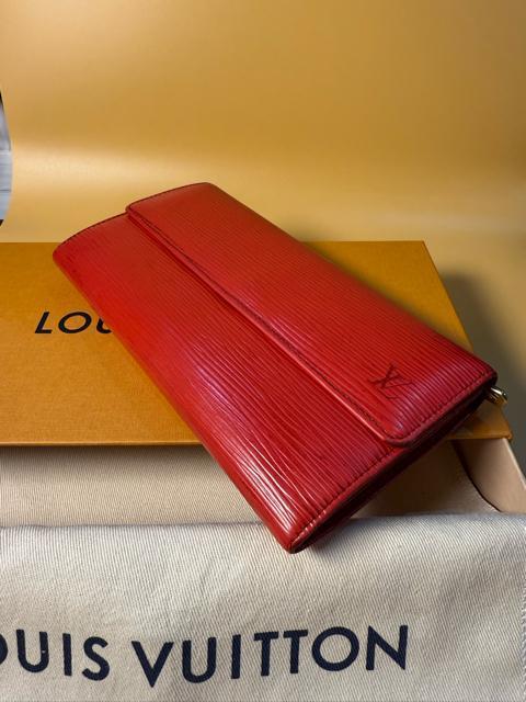 ルイヴィトン 長財布 エピ ポルトフォイユサラ レッド 【美品】 < ブランド ルイヴィトン 長財布 エピ ポルトフォイユサラ レッド 【美品】 < ブランドの