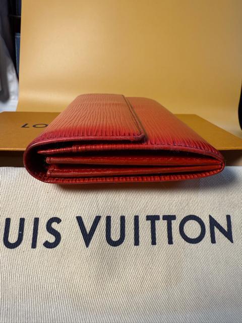 ルイヴィトン 長財布 エピ ポルトフォイユサラ レッド 【美品】 < ブランド ルイヴィトン 長財布 エピ ポルトフォイユサラ レッド 【美品】 < ブランドの