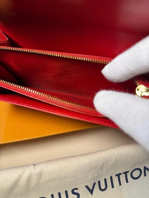 ルイヴィトン 長財布 エピ ポルトフォイユサラ レッド 【美品】 < ブランド ルイヴィトン 長財布 エピ ポルトフォイユサラ レッド 【美品】 < ブランドの