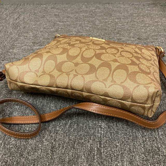 即決 COACH コーチ F29210 シグネチャー ショルダーバッグ < ブランド 即決 COACH コーチ F29210 シグネチャー ショルダーバッグ < ブランドの