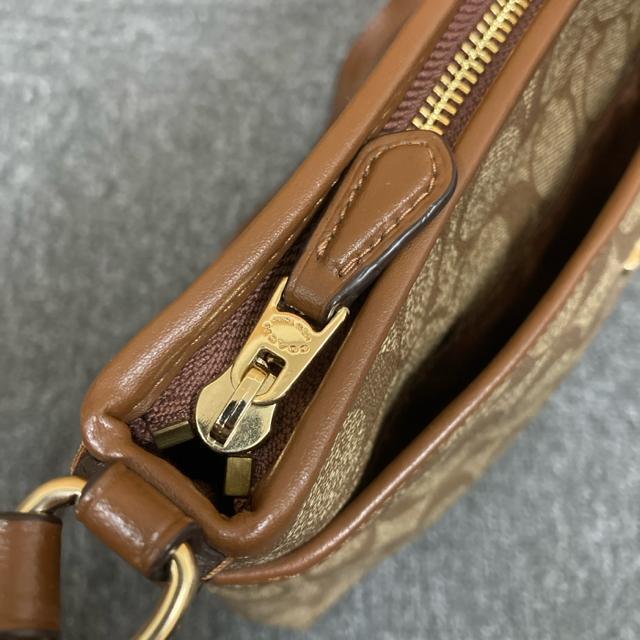 即決 COACH コーチ F29210 シグネチャー ショルダーバッグ < ブランド 即決 COACH コーチ F29210 シグネチャー ショルダーバッグ < ブランドの