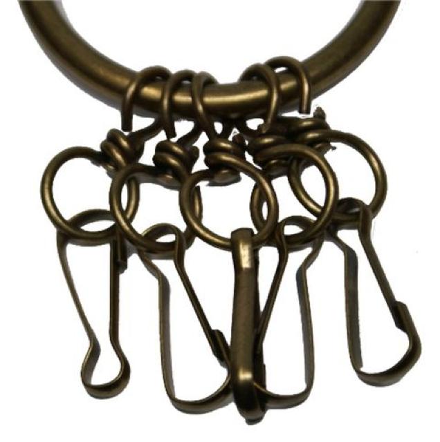 キーリング・本革ビッグリング アンティークゴールド キーホルダー レトロ 鍵 5本 レザー 車 バイク 家 自転車 金色 < 男性アクセサリー/時計  キーリング・本革ビッグリング アンティークゴールド キーホルダー レトロ 鍵 5本 レザー 車 バイク 家 自転車 金色 < 男性アクセサリー/時計の