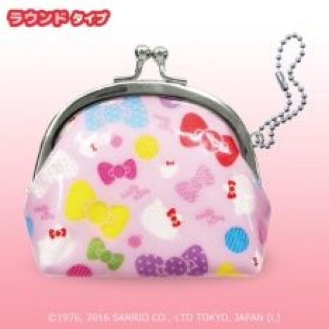 【キティ】可愛い♪ボールチェーン付 キラキララメ ラウンドがまぐちポーチ コインケース < おもちゃ 【キティ】可愛い♪ボールチェーン付 キラキララメ ラウンドがまぐちポーチ コインケース < おもちゃの