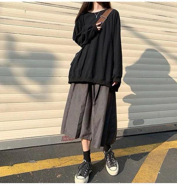 定価3,680円【新品】オーバーサイズ トレーナースウェット●選べるカラー 白/黒●L●カジュアル 韓国ファッション < 女性ファッション  定価3,680円【新品】オーバーサイズ トレーナースウェット●選べるカラー 白/黒●L●カジュアル 韓国ファッション < 女性ファッションの