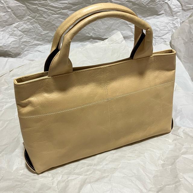 【ノーブランド扱い】 〈質感良好〉 レザー / ハンドバッグ / ベージュ < 女性ファッション 【ノーブランド扱い】 〈質感良好〉 レザー / ハンドバッグ / ベージュ < 女性ファッションの