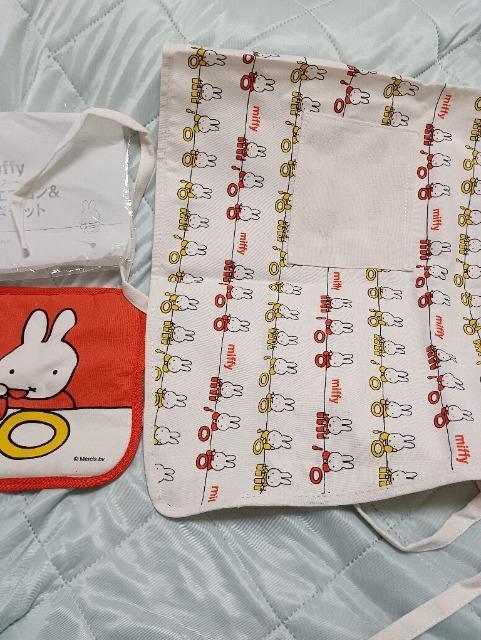 ミッフィー、腰巻きエプロン&鍋敷きセット、未使用品 < インテリア/ライフ ミッフィー、腰巻きエプロン&鍋敷きセット、未使用品 < インテリア/ライフの