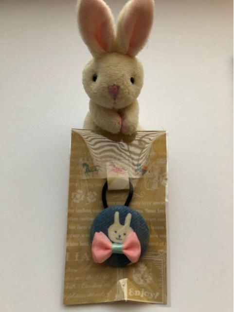 ハンドメイド ヘアゴム 特大 くるみボタン おめかしうさちゃん♪ < 女性ファッション  ハンドメイド ヘアゴム 特大 くるみボタン おめかしうさちゃん♪ < 女性ファッションの