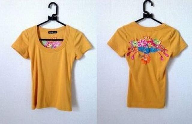VSM STYLE◆イエロー バック刺繍 コットン Tシャツ < 女性ファッション  VSM STYLE◆イエロー バック刺繍 コットン Tシャツ  < 女性ファッションの