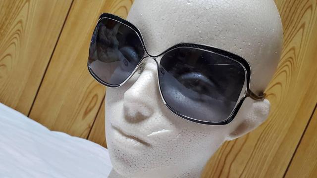 正規良 レア ジミーチュウ スネークレザー グラマラスメタル アイウェア ロゴサングラス 黒 クロスフレーム アイウェア < ブランド 正規良 レア ジミーチュウ スネークレザー グラマラスメタル アイウェア ロゴサングラス 黒 クロスフレーム アイウェア < ブランドの