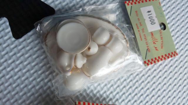 【新品未開封】ミニチュア小物雑貨 ティーセット ステンドグラススタンドランプ < インテリア/ライフ  【新品未開封】ミニチュア小物雑貨 ティーセット ステンドグラススタンドランプ < インテリア/ライフの