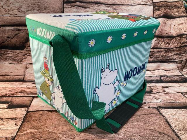 送料無料!アウトドアに最適!食材の持ち運びに!アウトドアチェアに!【ムーミン】保冷保温収納スツール(画像から)1個 < インテリア/ライフ 送料無料!アウトドアに最適!食材の持ち運びに!アウトドアチェアに!【ムーミン】保冷保温収納スツール(画像から)1個 < インテリア/ライフの