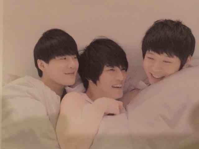 !A!JYJ/3hreeVoicesU/DVD2gi  ^gObY 