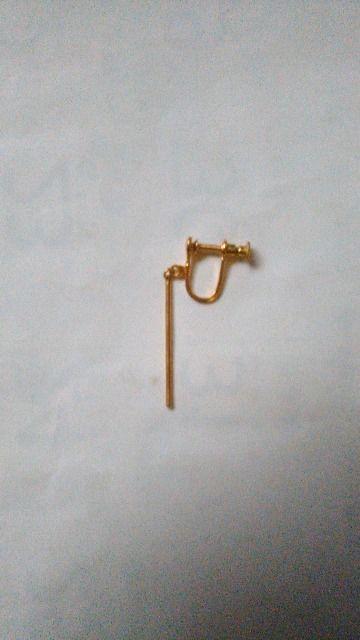 ☆イヤリング 長さ3p 片耳のみ 中古品  < 女性アクセサリー/時計  ☆イヤリング 長さ3p 片耳のみ 中古品   < 女性アクセサリー/時計の
