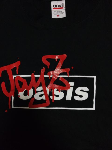 oasis~jay-zTVcTCYMIAVXohTVc  jt@bV 