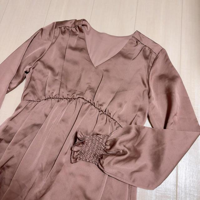 ◆snidel/スナイデル◆サテンVネックギャザーティアードロングワンピース★ブラウンF*冬コーデ < ブランド ◆snidel/スナイデル◆サテンVネックギャザーティアードロングワンピース★ブラウンF*冬コーデ < ブランドの