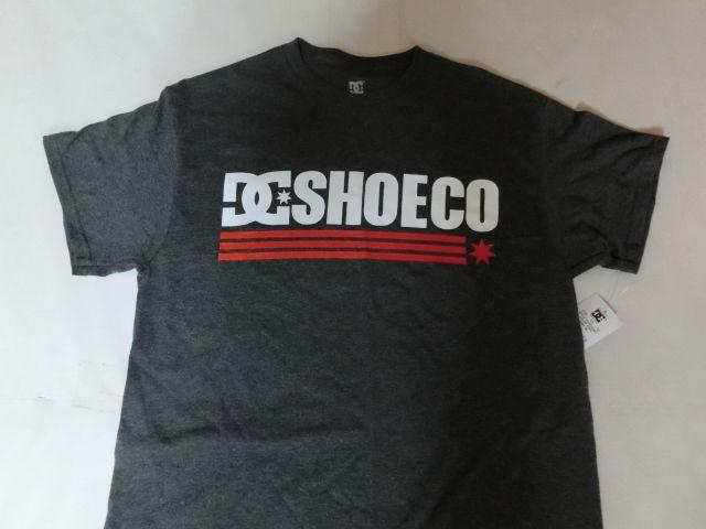 USA購入 アメカジ【DC SHOES】ロゴプリントTシャツUS M D-GRAY < 男性ファッション  USA購入 アメカジ【DC SHOES】ロゴプリントTシャツUS M D-GRAY  < 男性ファッションの