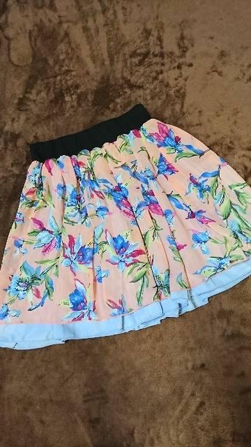 リバーシブル花柄涼しげスカート試着のみM値下げ! < 女性ファッション  リバーシブル花柄涼しげスカート試着のみM値下げ! < 女性ファッションの