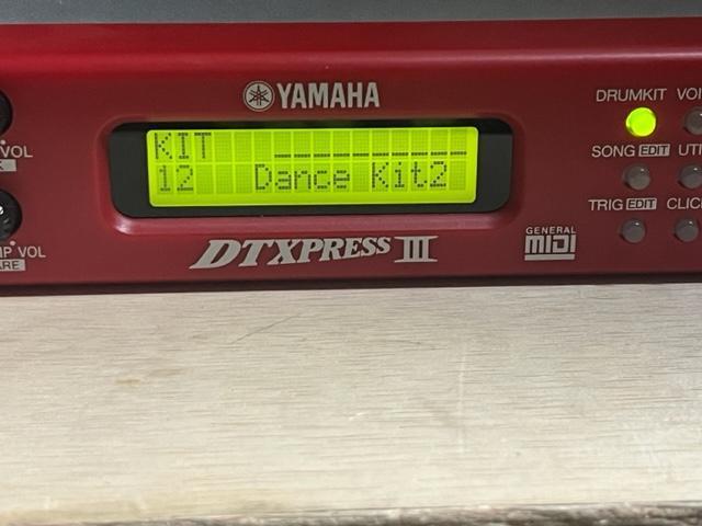 YAMAHA DTXPRESSV 本体+純正アダプターのみ 中古品 < ホビー  YAMAHA DTXPRESSV 本体+純正アダプターのみ 中古品 < ホビーの