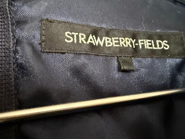 STRAWBERRY-FIELDS ストロベリーフィールズ ワンピース < ブランド  STRAWBERRY-FIELDS ストロベリーフィールズ ワンピース < ブランドの