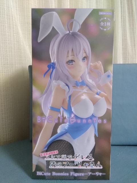 X{\bƃVAŃfׂ̃A[@Bicute@Bunnies@Figure@A[ 