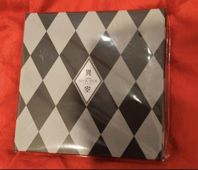 新品未開封 BUCK-TICK TOUR 2023 異空 IZORA ギターチャームBOXセット 今井寿 星野英彦 < タレントグッズ  新品未開封 BUCK-TICK TOUR 2023 異空 IZORA ギターチャームBOXセット 今井寿 星野英彦 < タレントグッズの