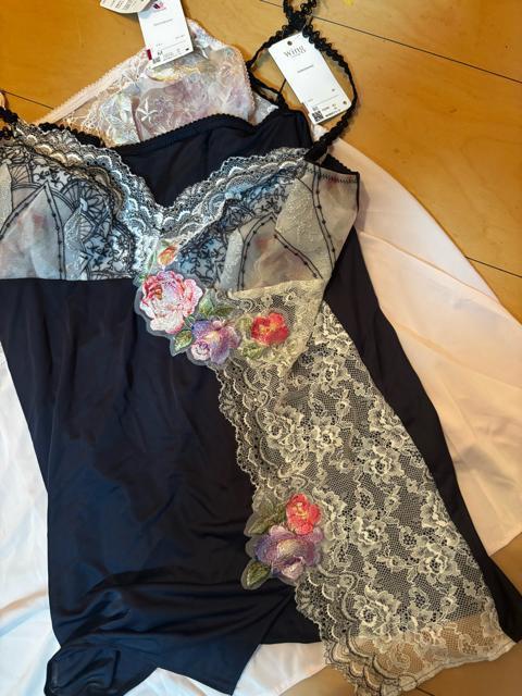 ルジェ(L’ge)×Wacoal 100,000円相当...!!10枚セット! < 女性ファッション ルジェ(L’ge)×Wacoal 100,000円相当...!!10枚セット! < 女性ファッションの