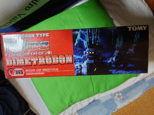 TOMMY ]Ch fBgh L  zr[ 