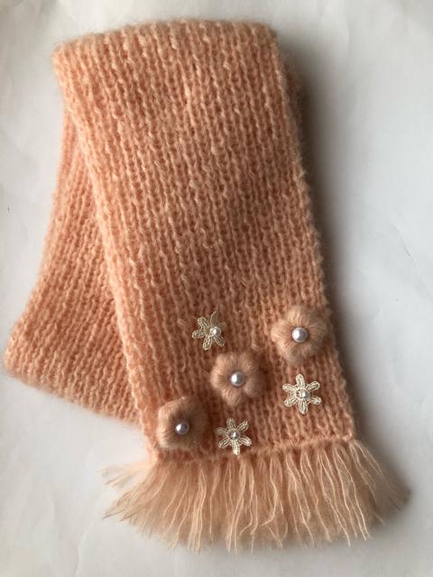 ハンドメイド ミニマフラー ふわふわモヘア ぷっくりお花♪ < 女性ファッション  ハンドメイド ミニマフラー ふわふわモヘア ぷっくりお花♪  < 女性ファッションの