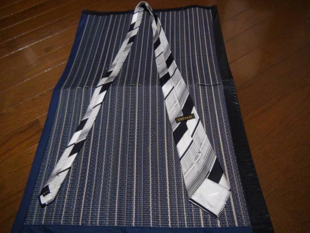 KIND WEARのネクタイ 絹100% 日本製!。 < 男性ファッション  KIND WEARのネクタイ 絹100% 日本製!。 < 男性ファッションの