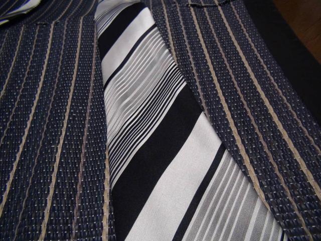 KIND WEARのネクタイ 絹100% 日本製!。 < 男性ファッション  KIND WEARのネクタイ 絹100% 日本製!。 < 男性ファッションの