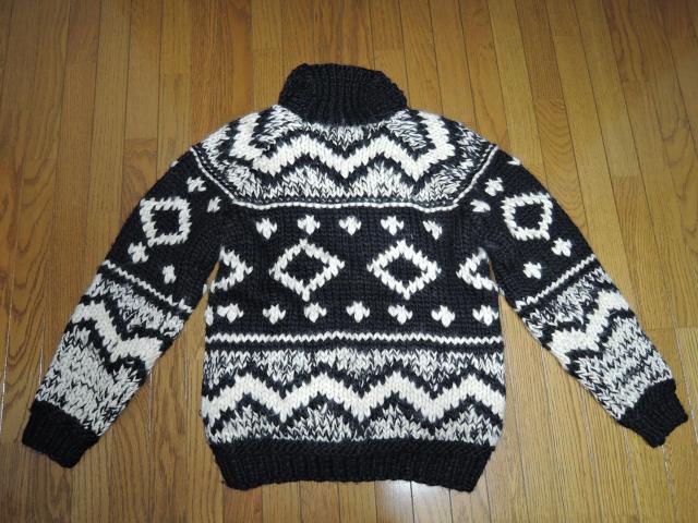 COOTIE クーティー カウチン ニット 中綿ジャケット L 白黒 ネイティブ柄 COWICHAN KNIT SWEATER < ブランド  COOTIE クーティー カウチン ニット 中綿ジャケット L 白黒 ネイティブ柄 COWICHAN KNIT SWEATER < ブランドの