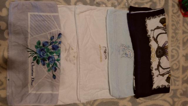 グッチやディオール バスタオル 2点セット  < インテリア/ライフ  グッチやディオール バスタオル 2点セット   < インテリア/ライフの