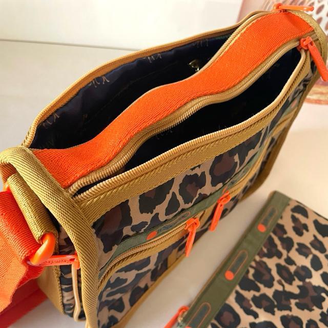 ★新品未使用★LeSportsac レスポートサック ヒョウ柄 ショルダーバッグ ポーチ 7507 S セット 送料無料 < 女性ファッション  ★新品未使用★LeSportsac レスポートサック ヒョウ柄 ショルダーバッグ ポーチ 7507 S セット 送料無料 < 女性ファッションの