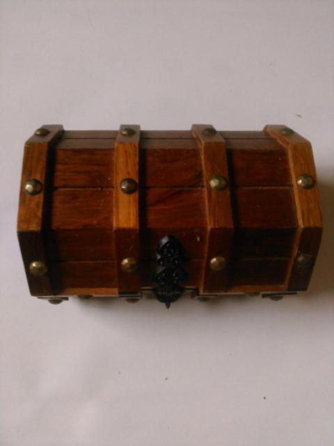 中古品 アクセサリー入れ 宝箱 < インテリア/ライフ  中古品 アクセサリー入れ 宝箱  < インテリア/ライフの