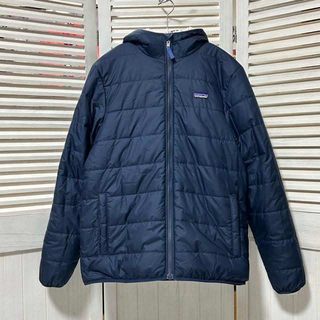美品 Patagonia パタゴニア リバーシブル ボア フーディ ジャケット < 女性ファッション  美品 Patagonia パタゴニア リバーシブル ボア フーディ ジャケット < 女性ファッションの
