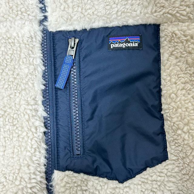 美品 Patagonia パタゴニア リバーシブル ボア フーディ ジャケット < 女性ファッション  美品 Patagonia パタゴニア リバーシブル ボア フーディ ジャケット < 女性ファッションの