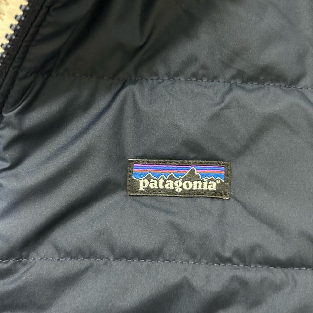 美品 Patagonia パタゴニア リバーシブル ボア フーディ ジャケット < 女性ファッション  美品 Patagonia パタゴニア リバーシブル ボア フーディ ジャケット < 女性ファッションの