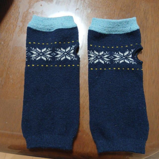 雪の結晶模様 ニットレッグウォーマー < 女性ファッション  雪の結晶模様 ニットレッグウォーマー < 女性ファッションの